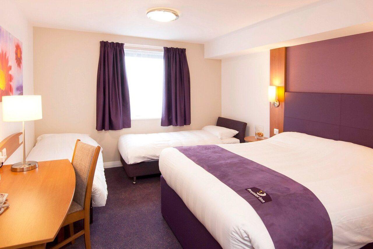 Premier Inn Lymington Buitenkant foto