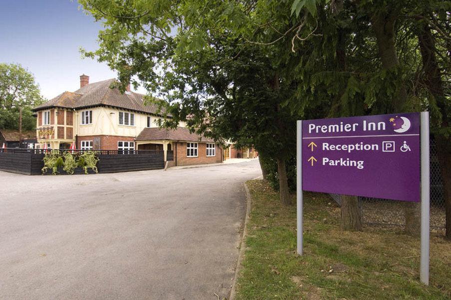 Premier Inn Lymington Buitenkant foto